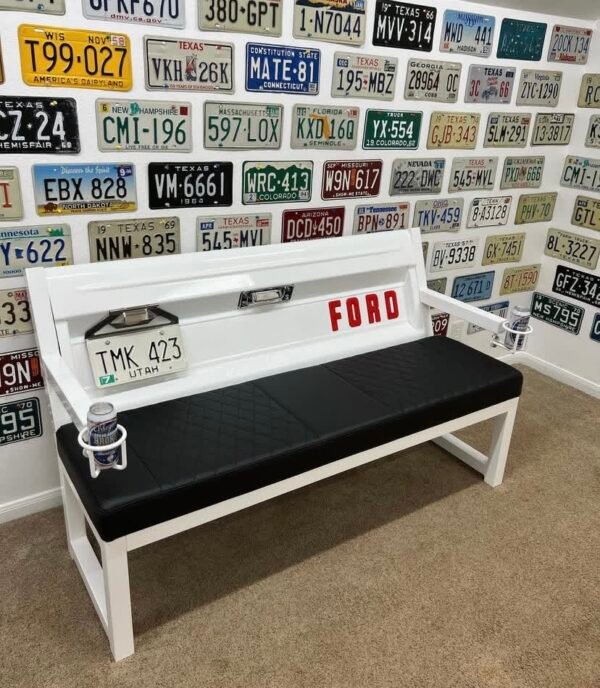 Screenshot Custom White & Black Ford Bench