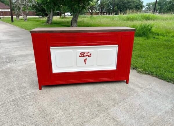Custom Ford Bar Set