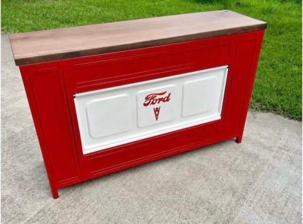 Custom Ford Bar Set